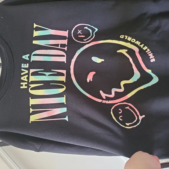 Art Class Girls Smiley World Black Sweatshirt - Picture 4 of 5